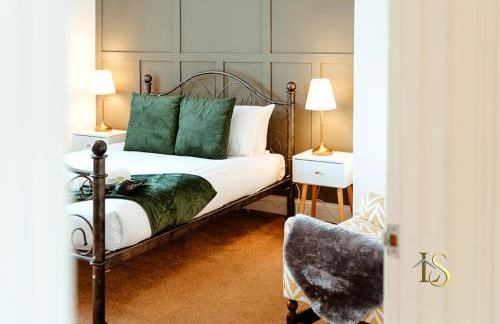 *Luke Stays Oswald Terrace* - Foto 29