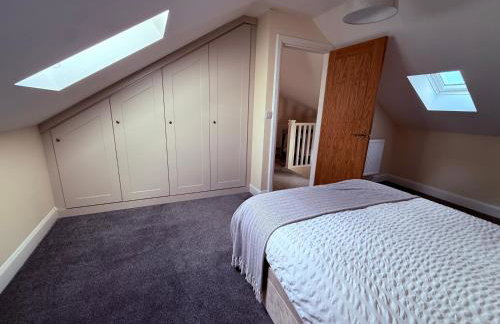 Four Bedroom House With Private Pool - Stunning countryside location with parking close to Chester City Centre - Photo 21