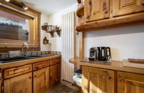 Chalet authentique à Courchevel 1850 avec terrasse et parking - FR-1-564-164 - Foto 11