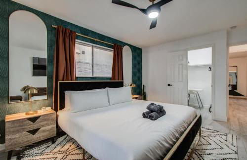 5-BD 2-BA Tranquil Retreat ft Jacuzzi & Playground - Foto 17