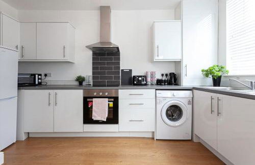 Spacious Comfortable house close to Etihad+parking - Foto 13