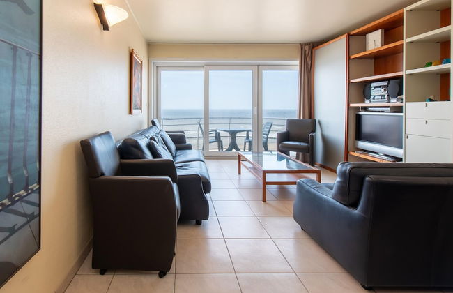 Apartment in Mariakerke With Stunning Sea Views - Foto 1