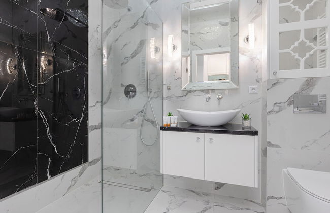 Elegant Apartment Warsaw by Renters - Photo 46