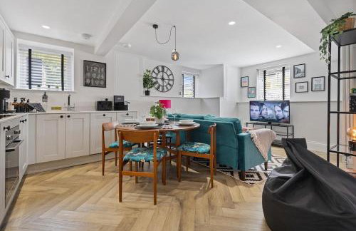 3b Roman View, Beautifully appointed, apartment with 2 en-suite bedrooms in great Roundhay location, Netflix, off street parking & EV charging - Foto 8