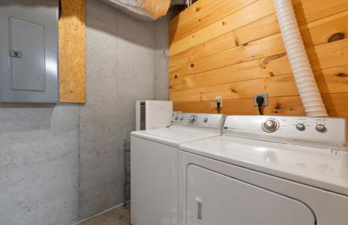 Rivendell - Stunning Views, Fireplace, Hot Tub, Billiards Table, Outdoor Fire Pit - Morganton, GA - Foto 36