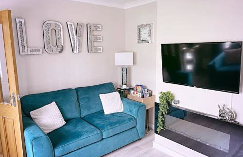 The Serene Stays - 3 Bed Home in Oldham Manchester - Foto 11