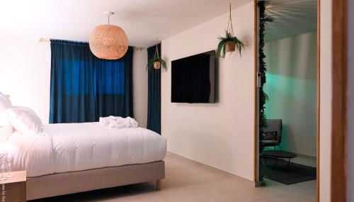 Suite Emeraude Spa Détente avec Balnéo Double & Sauna - Foto 5