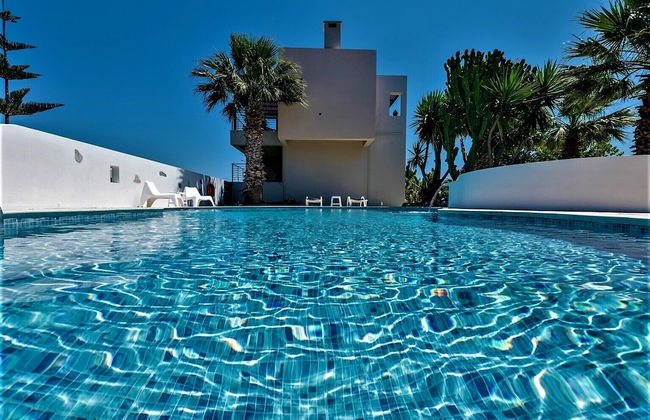 Xenos Villa 2 With 5 Bedrooms Private Swimming Pool, Near the sea - Foto 29
