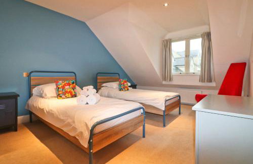 STYLISH, BEACHSIDE apartment, sea views - Foto 12