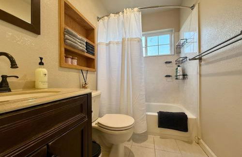 Cozy 4bed home close to everything around SF - Foto 15