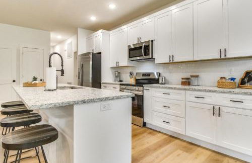 Flippin Vacation Rental Walk to White River! - Foto 6