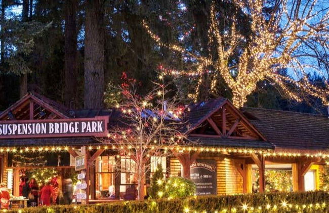 Vancouver or Victoria Christmas Tour - Photo 3