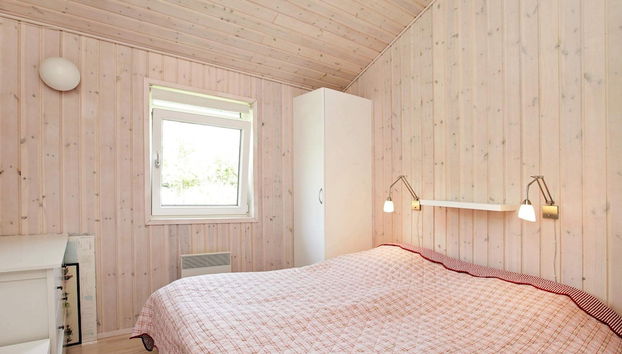 Serene Holiday Home in Juelsminde near Beach - Foto 5, Habitación