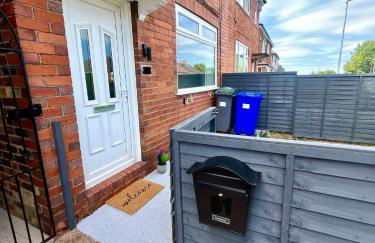 Crestfield House - Stunning Home near Alton Towers - Free Parking & Garden - Foto 8