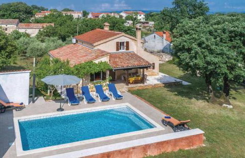 Three-Bedroom Holiday Home In Barban - Foto 1