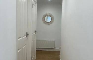 2 bedroom, Parking, Hounslow St - Foto 16