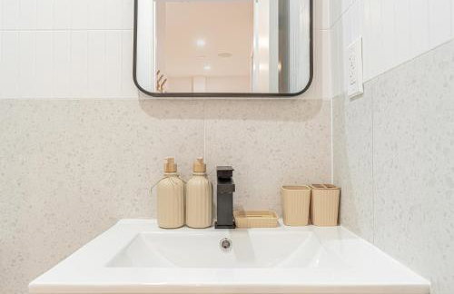 Modern & Min Brooklyn Gem w Balcony - Foto 17