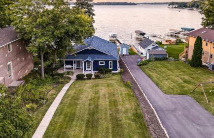 The Blue Sapphire 3BR 3BA Luxury Lakefront Home on Mineola Bay Stunning Views on Chain O Lakes - Photo 62