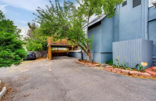 Private Poolside Paradise Attached Home by Denver - Foto 43