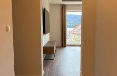 Villa Lungomare-Large Waterfront Apartment -Lungomare Promenade 6 - Foto 6