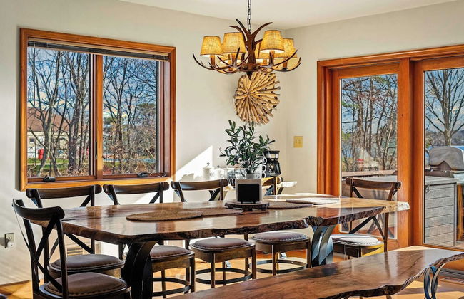 Lake View Retreat Avantstay Entertainer's Home Yard, Deck, Game Room - Foto 13