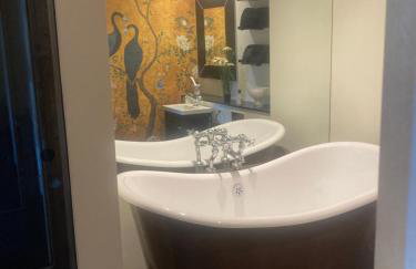 Luxury Designer Apartment River view of Parliament Westminster Big Ben. - Foto 25