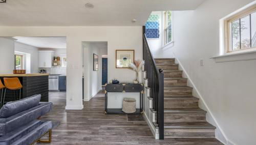 The Akron Retreat: Modern 3-Bedroom Oasis - Foto 4