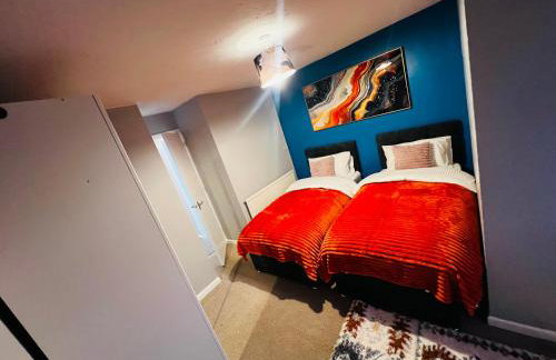 Pristine 2B Guest house near Luton Airport, L&D Hospital, Whipsnade Zoo & Leagrave Train Stn, Contractors - Foto 13