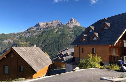 Joli appartement avec terrasse vue sur les montagnes - Foto 11