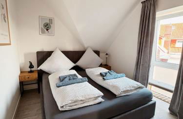 Ferienwohnung KÖÖK Küstentraum - Modern, Balkon, Strandnah, Maisonette - Photo 1