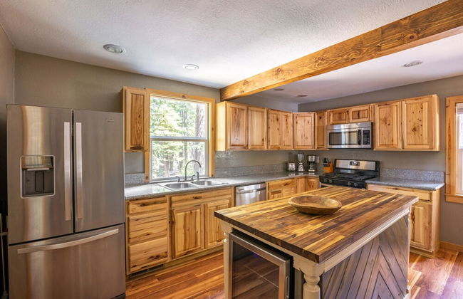 Sweet Pine by Avantstay Cozy Character Cottage in Tahoma - Foto 11