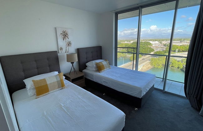 Penthouse Townsville - Photo 4