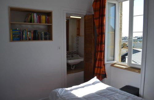 large apartment with sea view and port of guilvinec - Foto 16