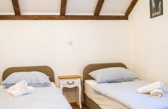 House Nika - Photo 33