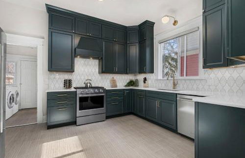 The Wild Peony Walk to Old Town FC and CSU Campus - Foto 11