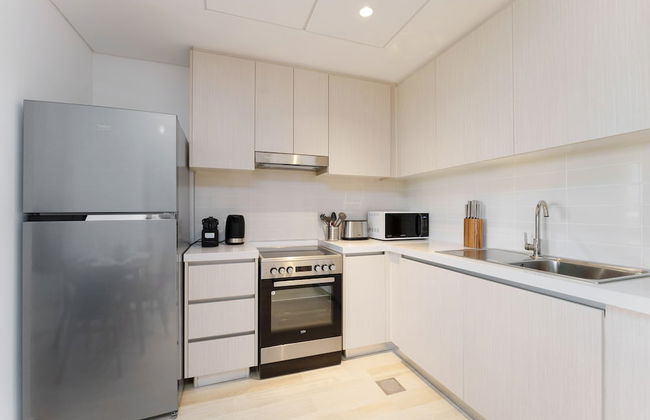 Maison Privee - Exquisite Apt on Yas Island cls to ALL attractions - Photo 6