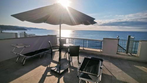 Seafront apartment in Blanes S'Abanell Central Park - Photo 2