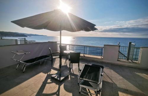 Seafront apartment in Blanes S'Abanell Central Park - Photo 2