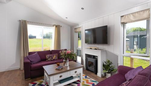 Forget Me Not Lodge - Hot Tub and Free Parking - Foto 3