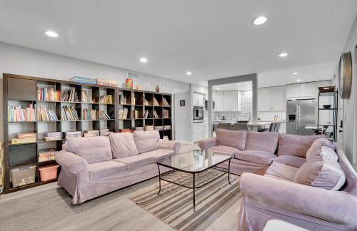 Family 4BR Home 15 min to Disneyland & Beach - Foto 15