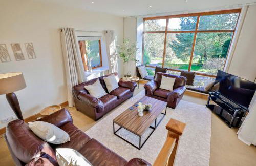 Stunning Country House - Cinema, Games Room & Hot Tub - Foto 8