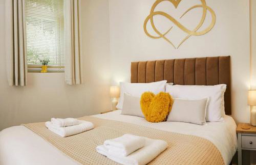 Delightful beachfront apartment - 2 bedrooms sleeps 4 - parking & stunning views - Foto 6