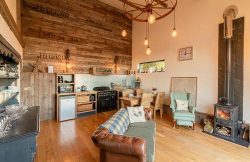 Outshot Barn - Photo 13