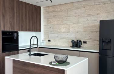 Penthouse Jacuzzi SeaView Suite - Foto 19