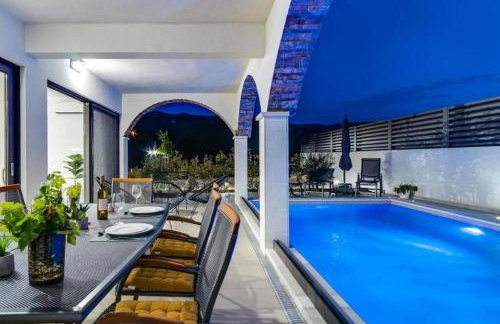 Villa Eden with heated pool - Foto 47