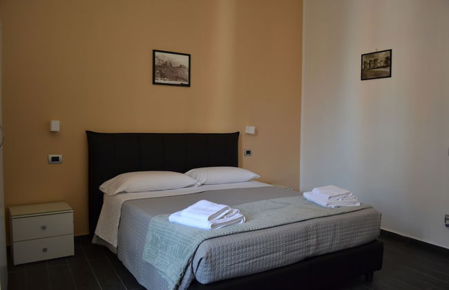 Le Porte di Napoli - Rooms - Foto 17