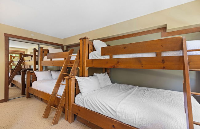 Horstman House by Whistler Premier - Photo 8