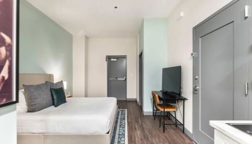 Walk to Atrium Peaceful Downtown Stay - Foto 3