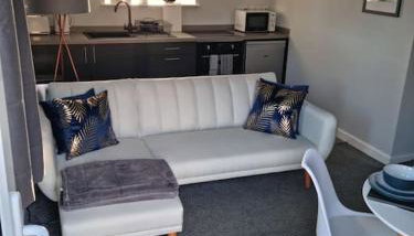 Flamingos Nest Oxford Countryside Apartment Oxford - Bicester Village - Blenheim Palace - WiFi- Free Parking - Foto 5