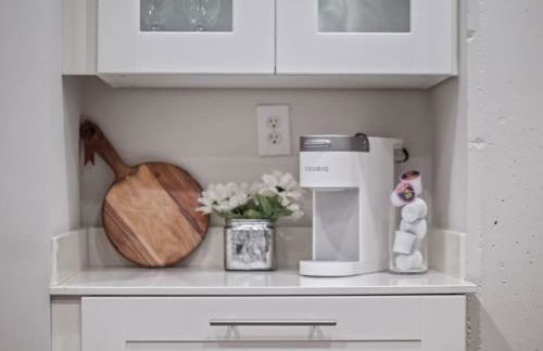 4Bedroom/ 2bath 2100sq ft Thorton Park Master Suite - Foto 3